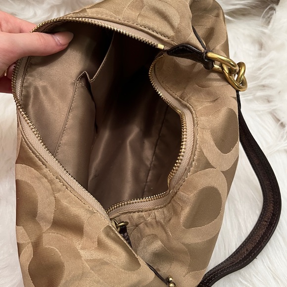 Tan/Brown Vintage Coach Purse - Picture 5 of 13